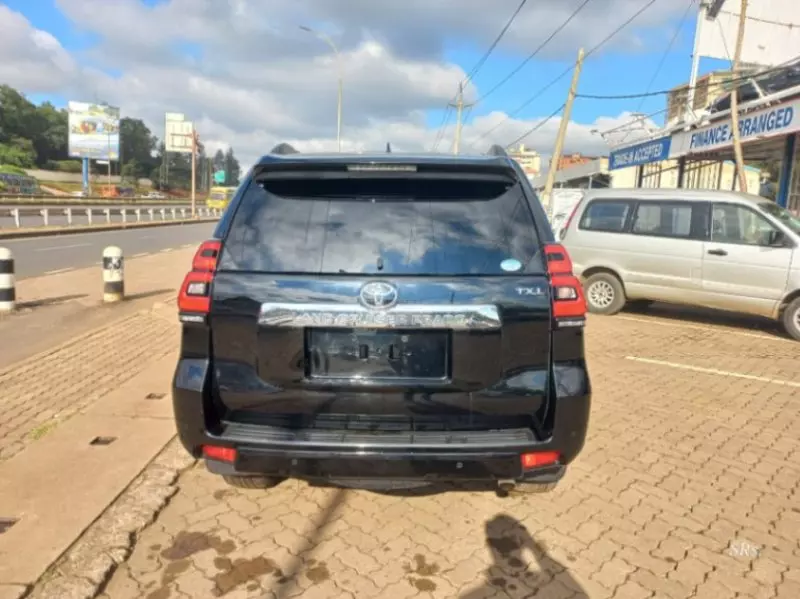 Toyota Landcruiser Prado   - 2018