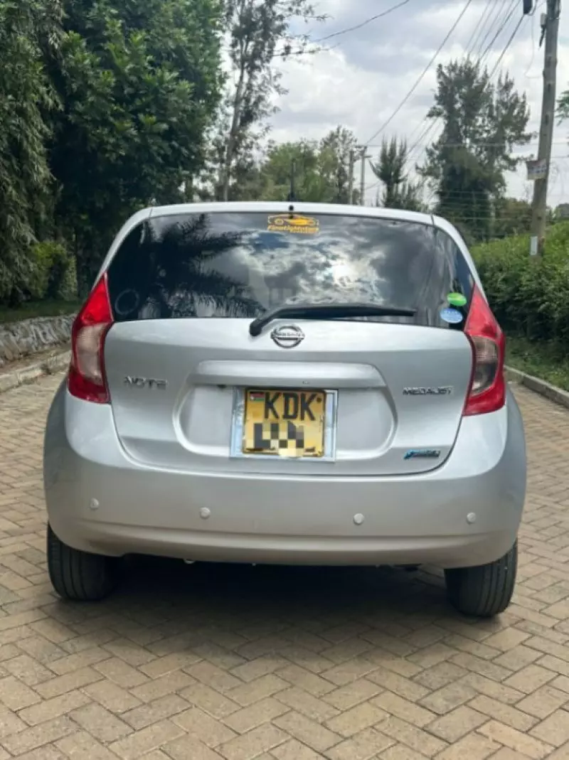 Nissan Note   - 2015