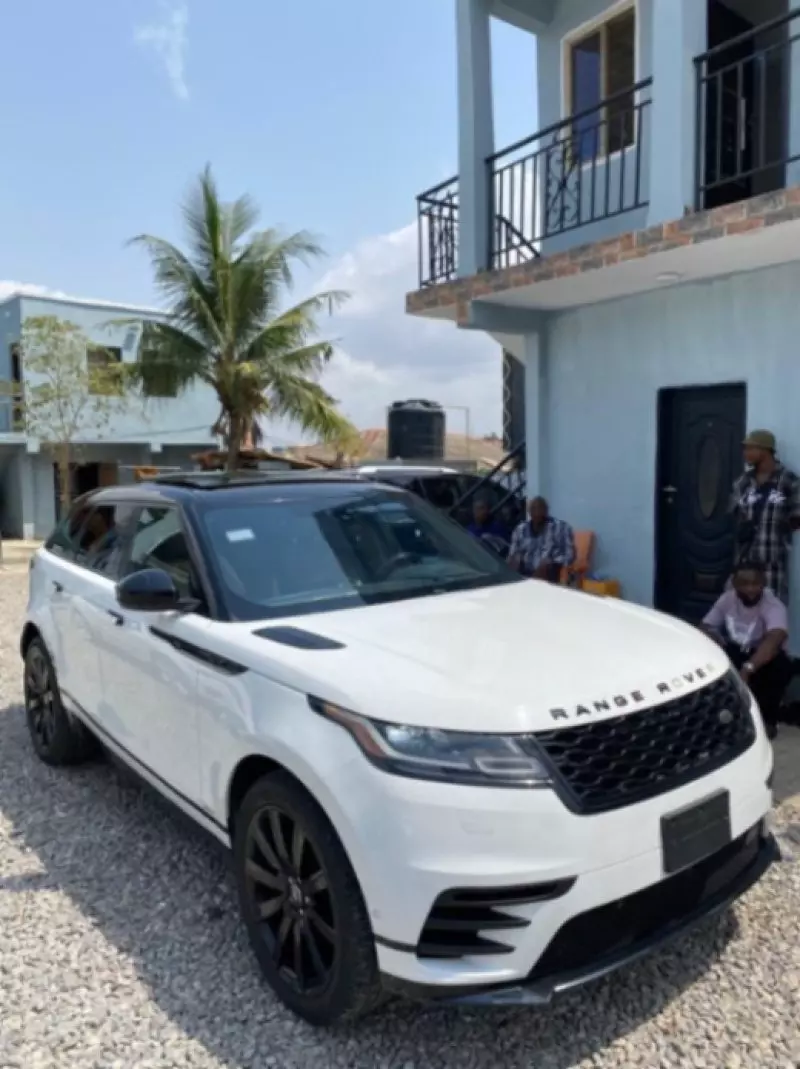 Land Rover Range Rover Velar   - 2019