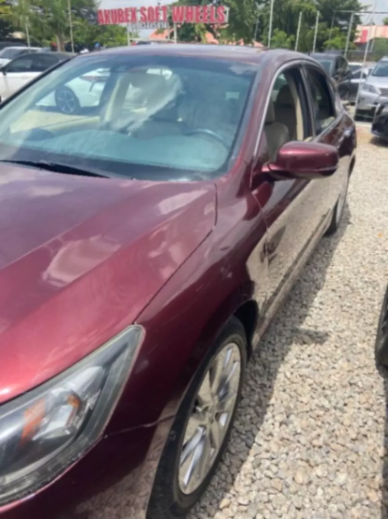 Honda Accord   - 2013