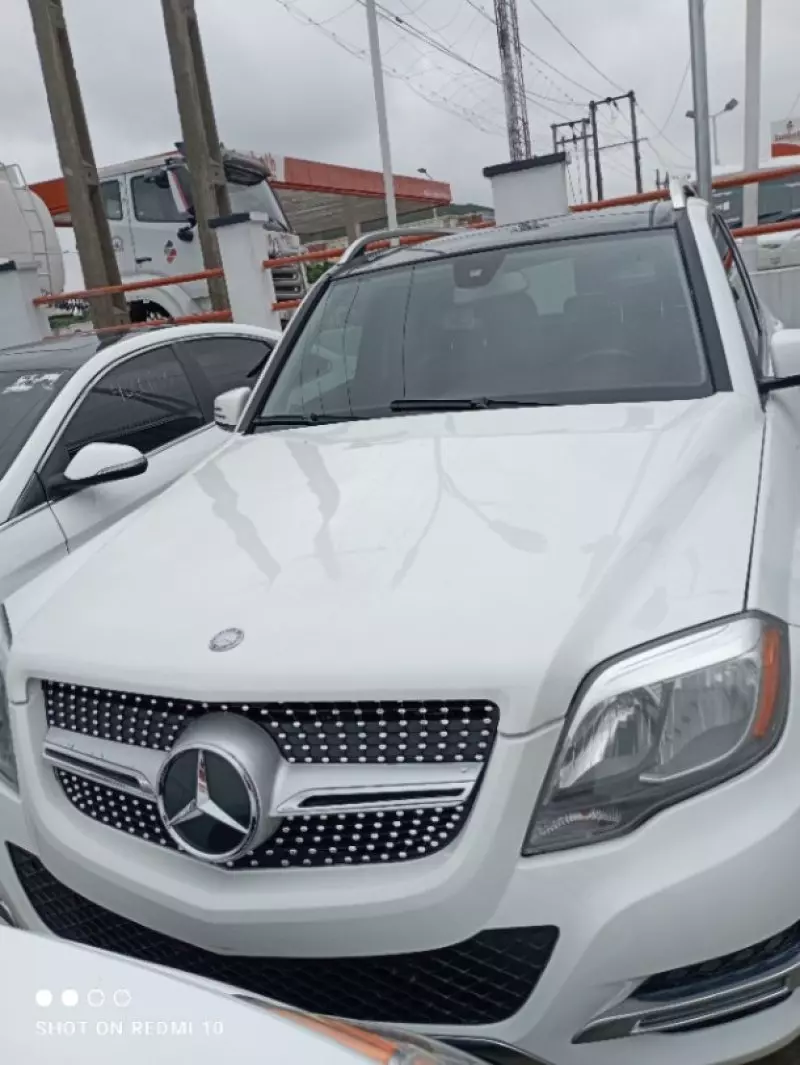 Mercedes-Benz GLK 350   - 2013