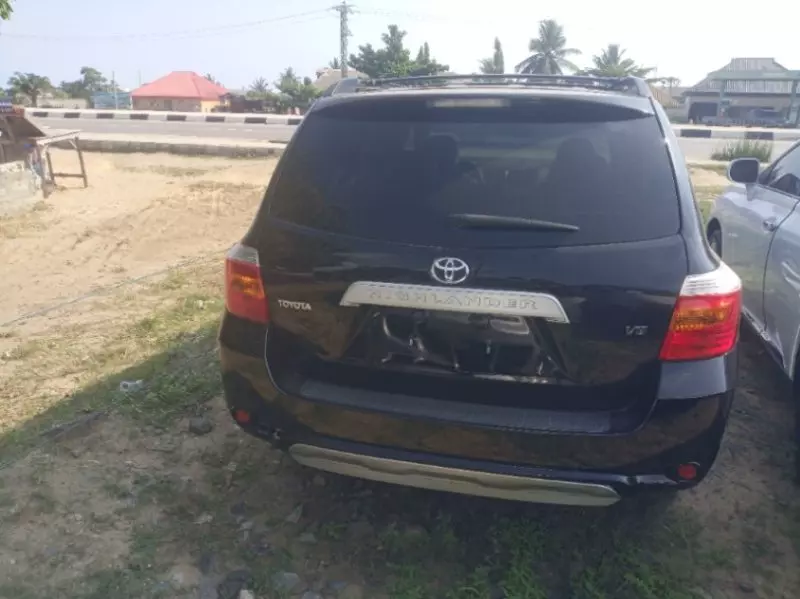 Toyota Highlander   - 2008