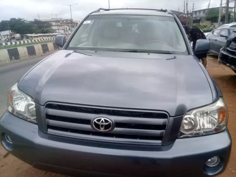 Toyota Highlander   - 2007