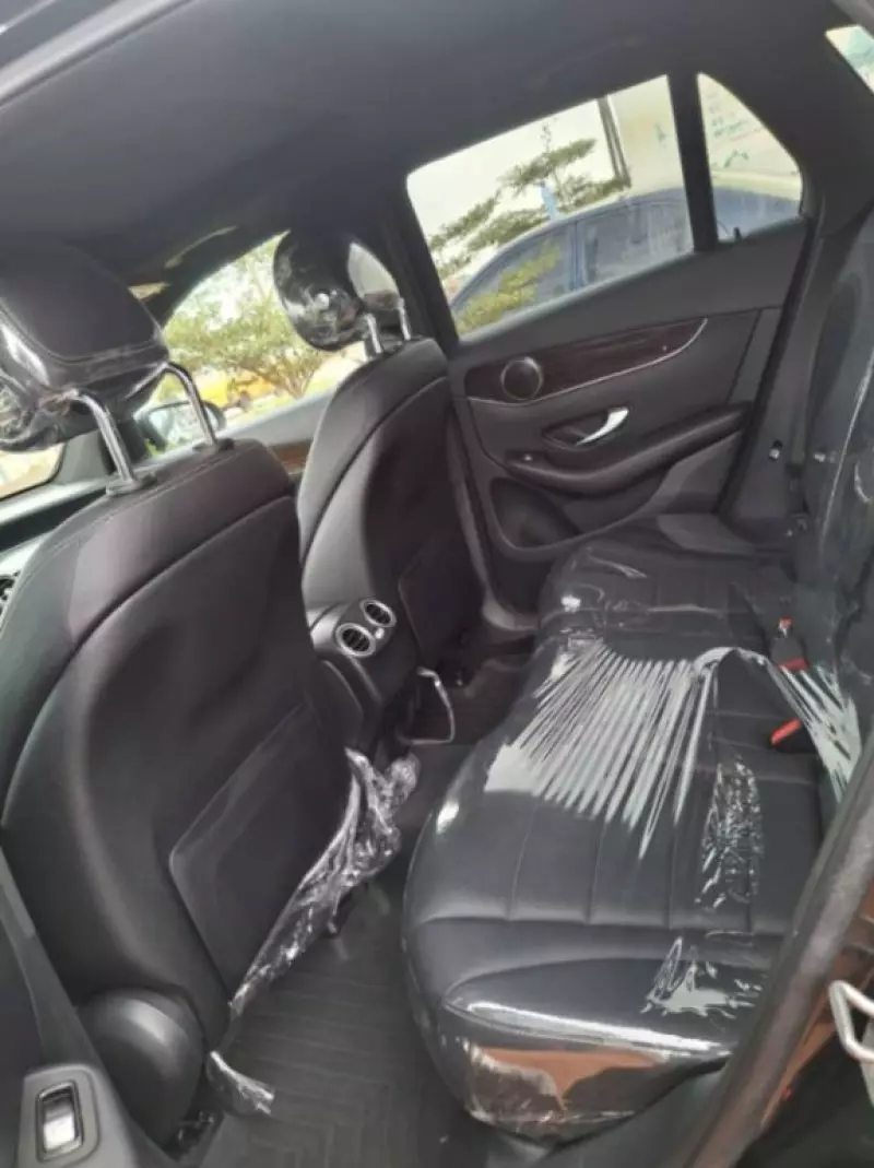 Mercedes-Benz GLC 300   - 2018