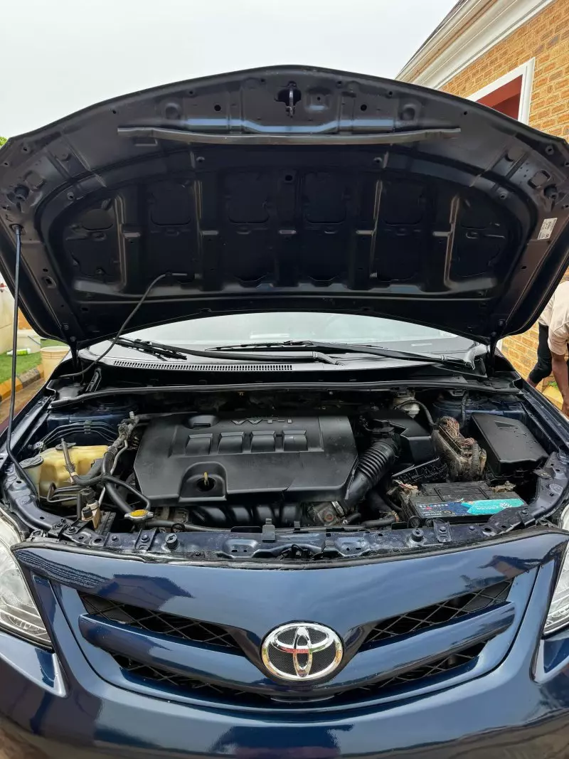 Toyota Corolla Sport   - 2011