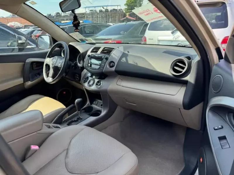 Toyota RAV 4   - 2008