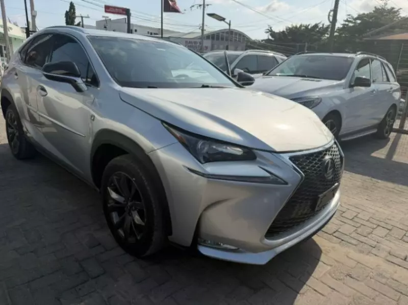 Lexus NX 200T