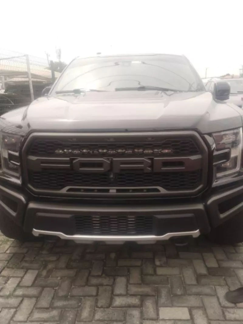 Ford Raptor   - 2019