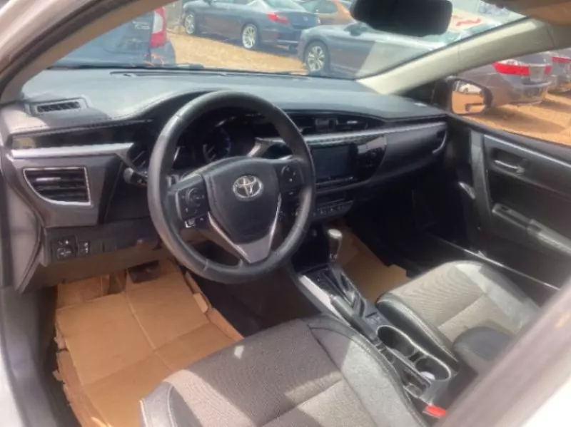 Toyota Corolla - 2013