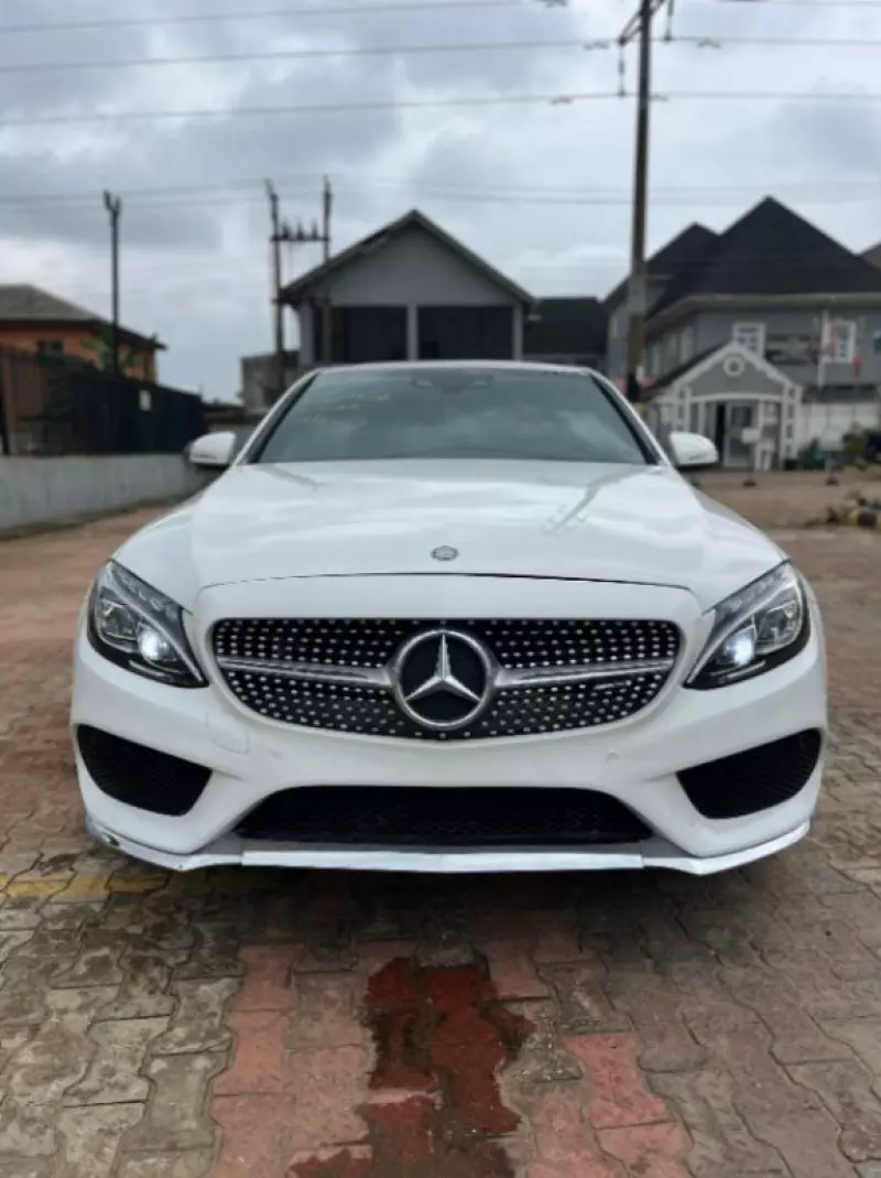 Mercedes-Benz SLC 43 AMG   - 2015
