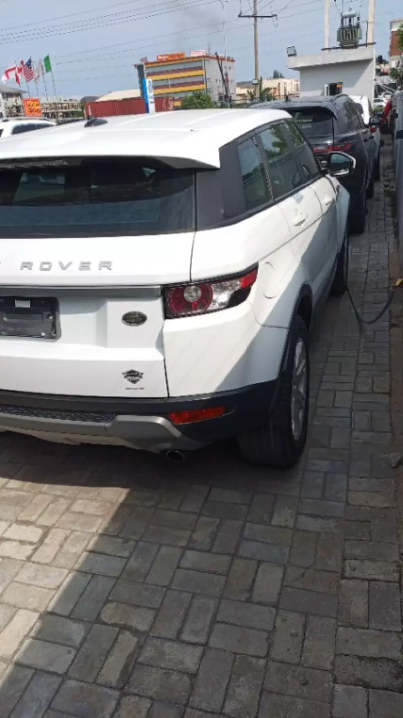 Land Rover Range Rover Evoque   - 2014