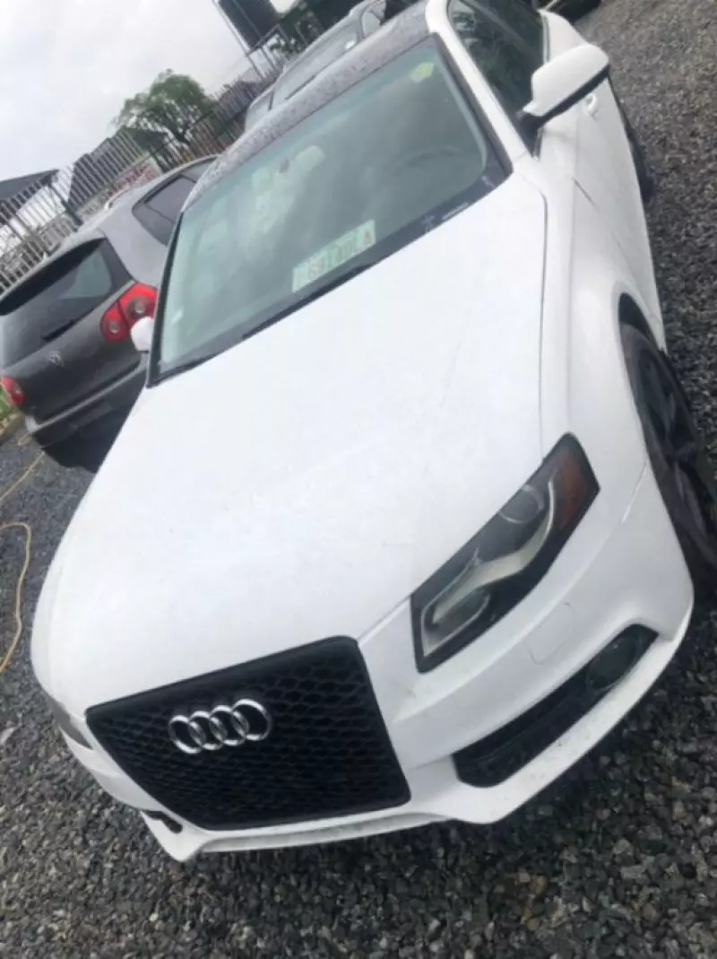 Audi A4   - 2010