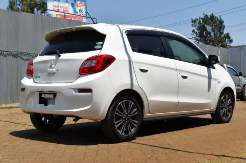 Mitsubishi Mirage   - 2017