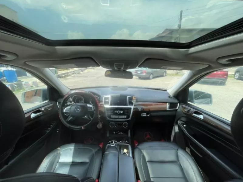 Mercedes-Benz ML 350   - 2012