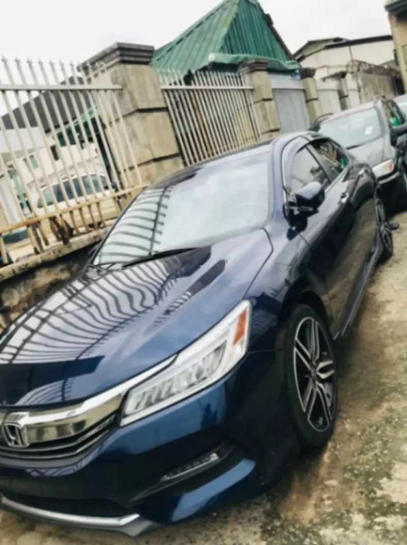 Honda Accord - 2016