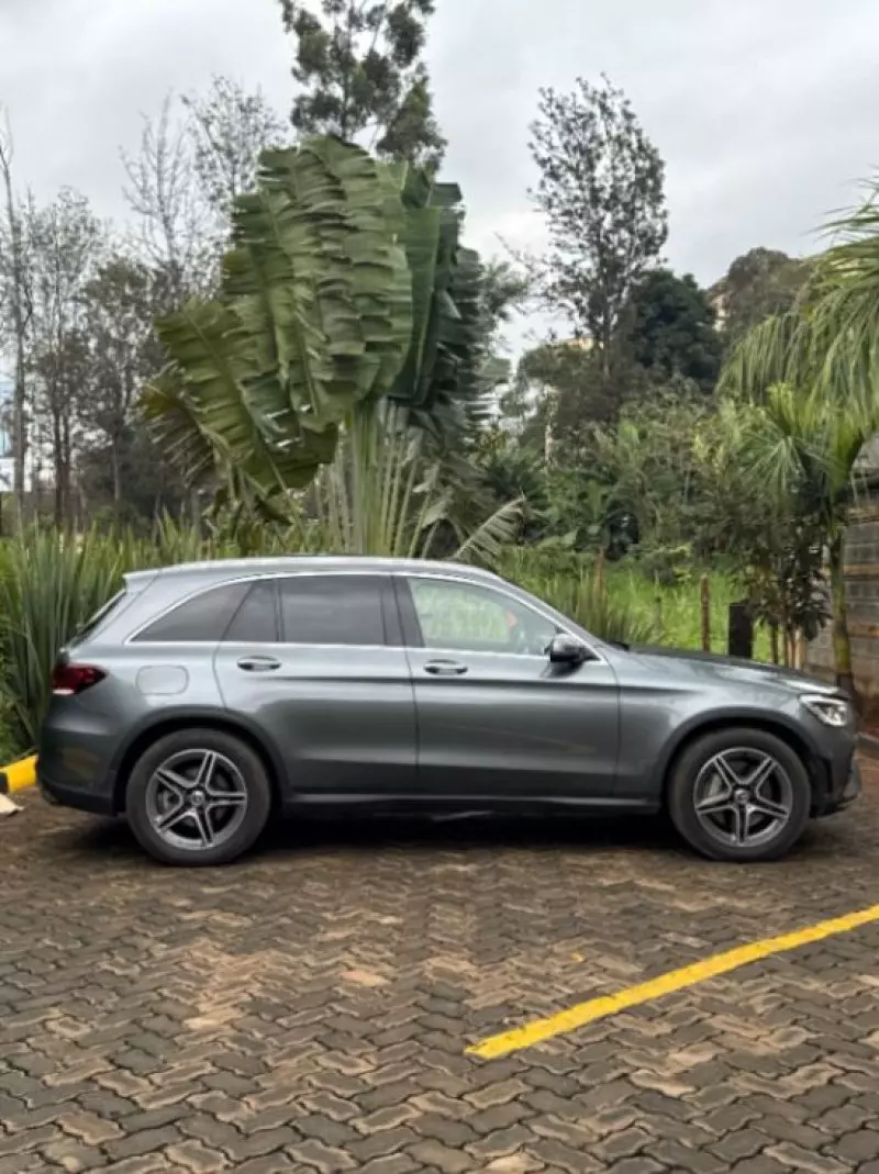 Mercedes-Benz GLC 220   - 2018