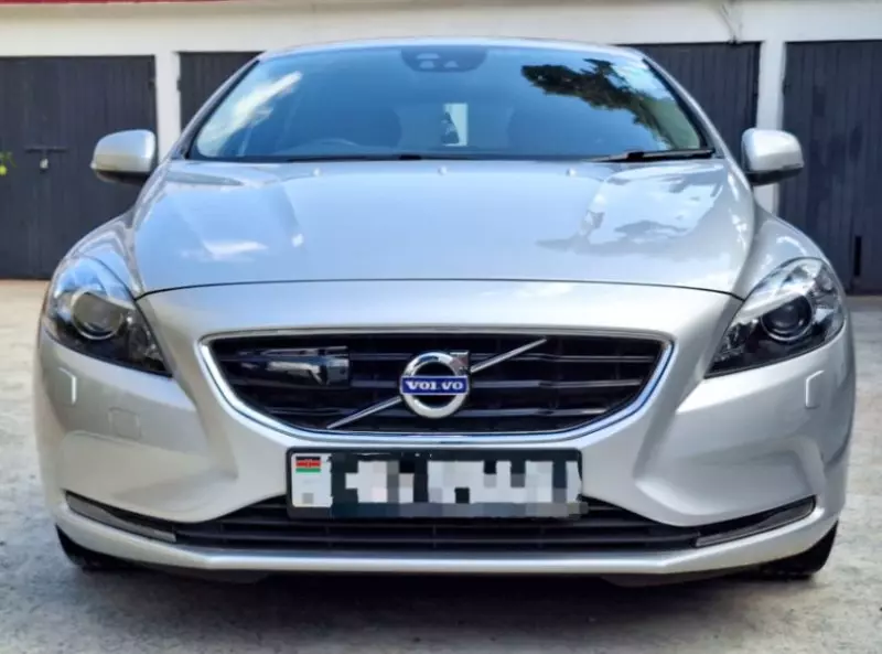 Volvo V40   - 2015