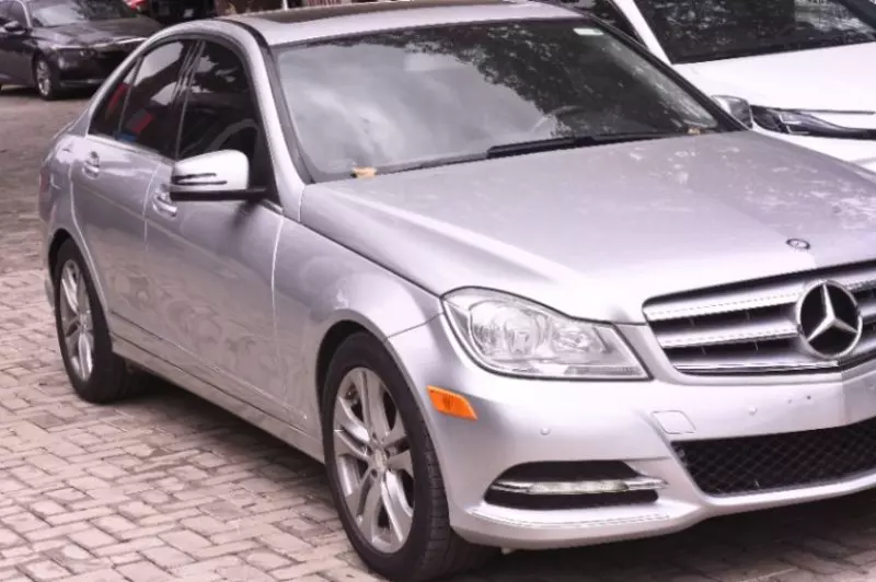Mercedes-Benz C 300   - 2013