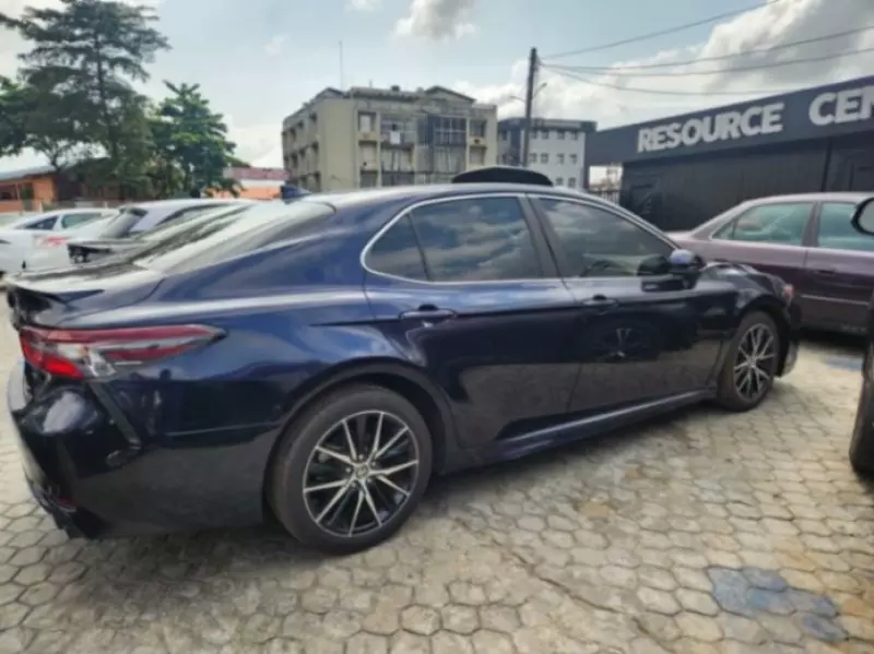 Toyota Camry   - 2021