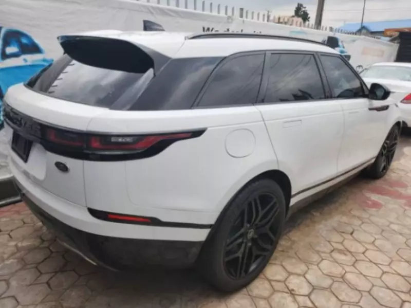 Land Rover Range Rover Velar   - 2018