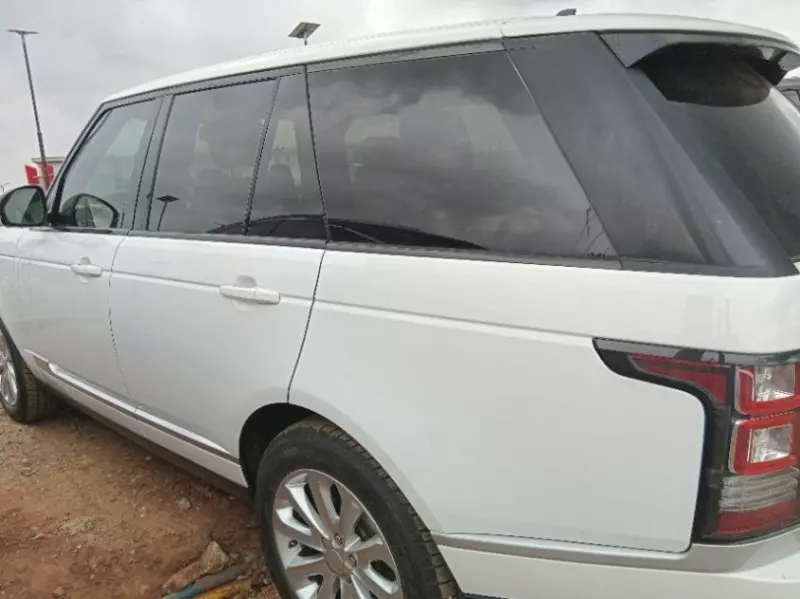 RANGE ROVER HSE LR4