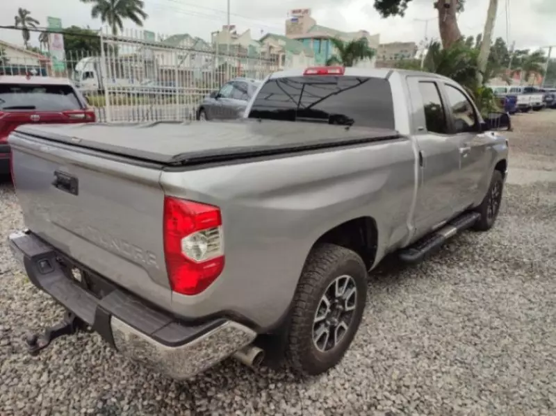 Toyota Tundra