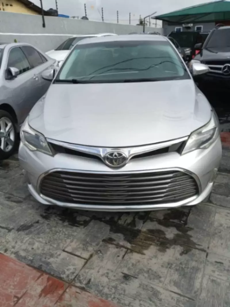 Toyota Avalon