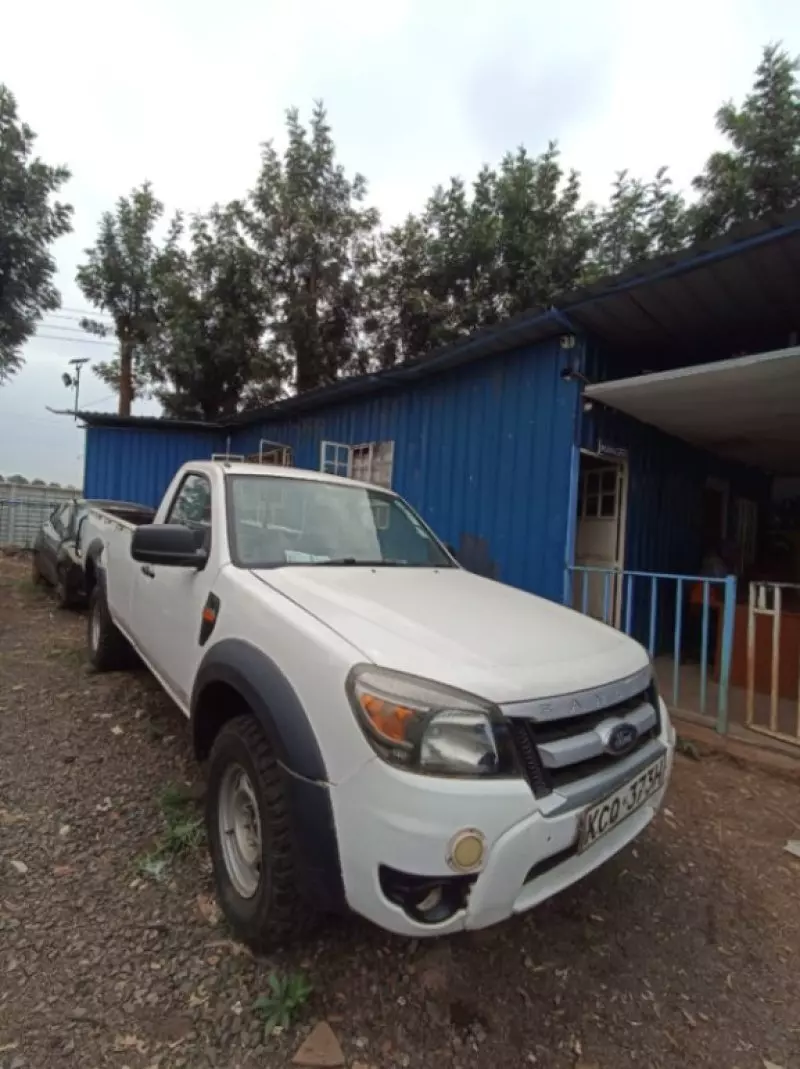 Ford Ranger   - 2011