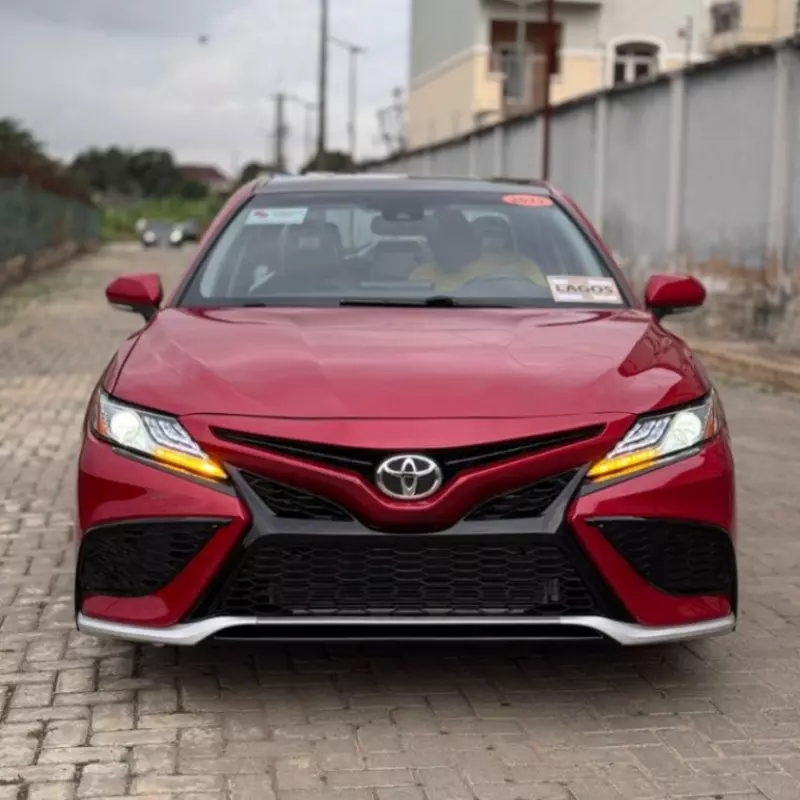 Toyota Camry   - 2022