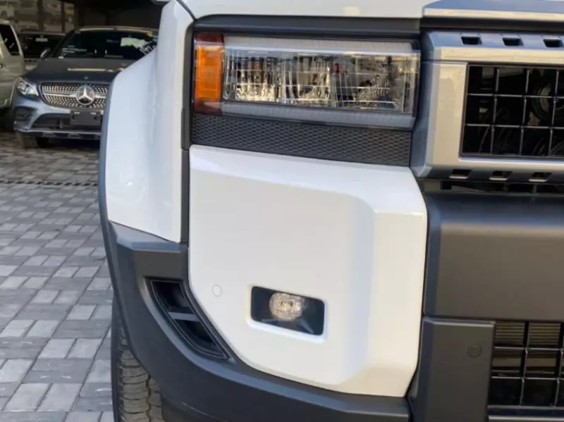Toyota Landcruiser 300 GXR   - 2023