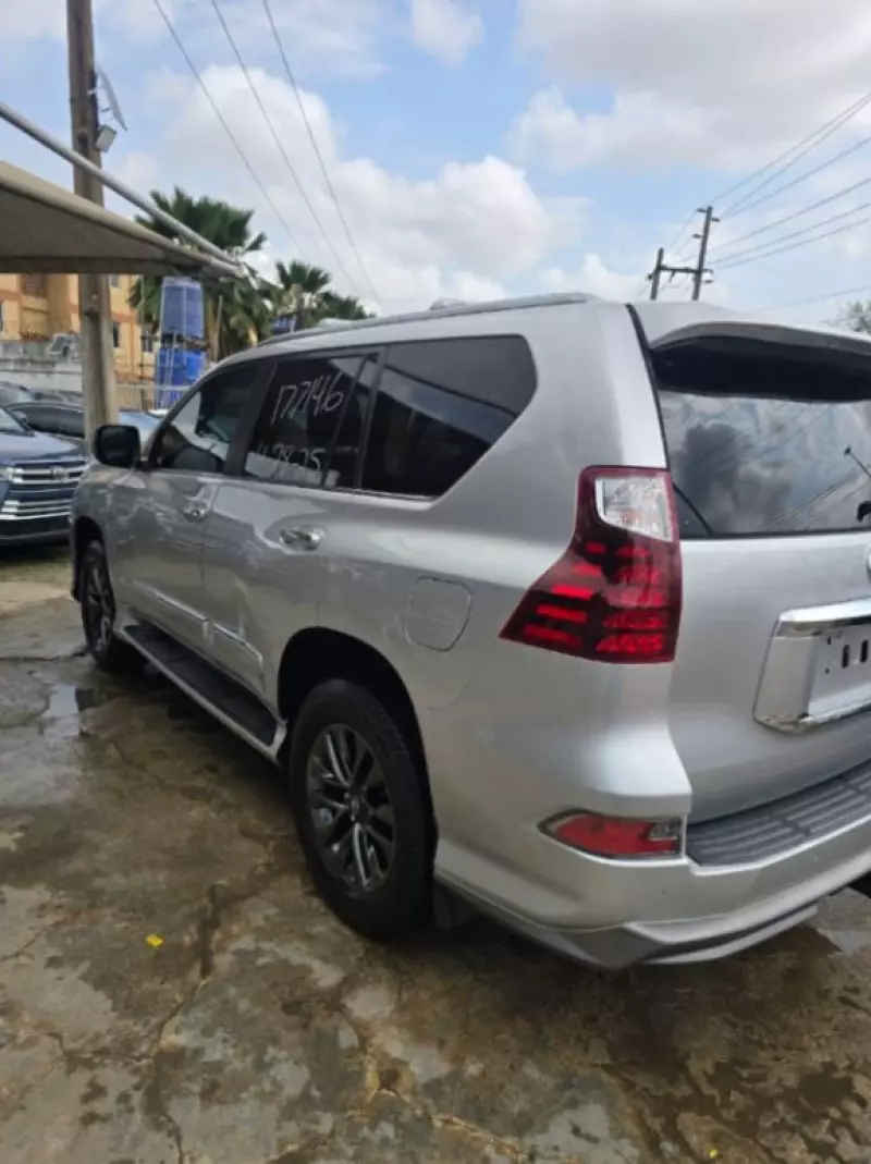 Lexus GX 460   - 2017