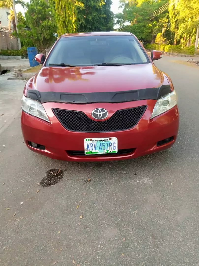 Toyota Camry   - 2008