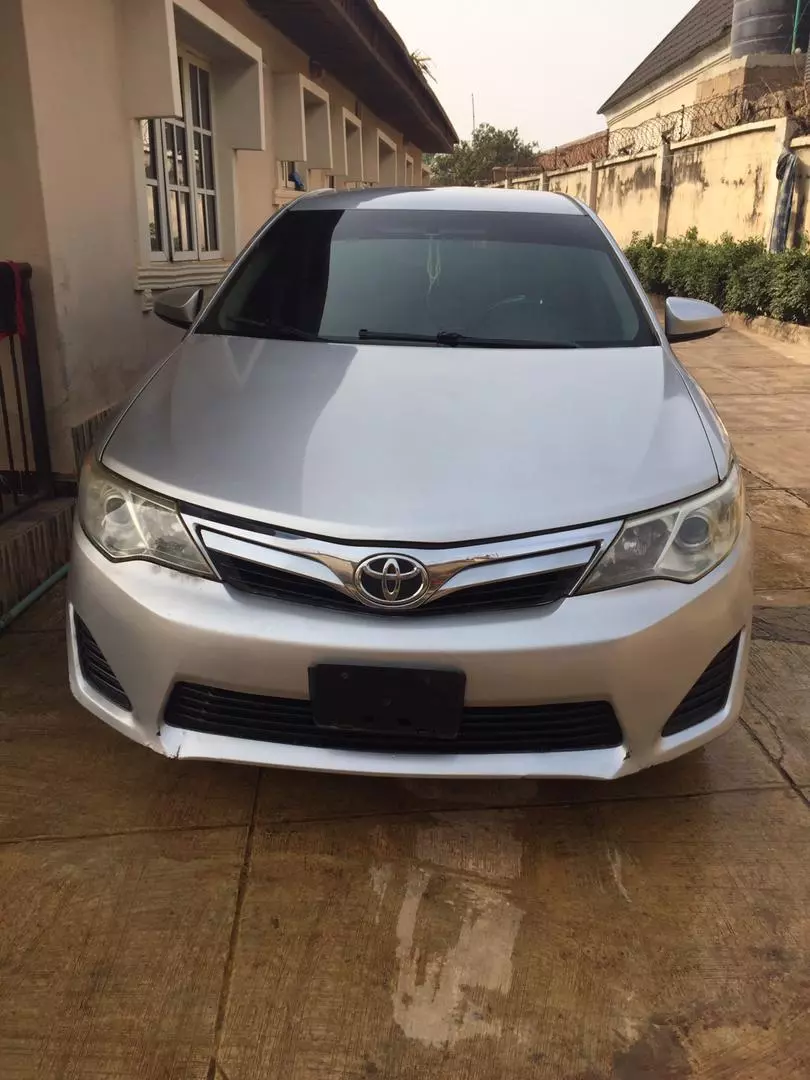 Toyota Camry   - 2012