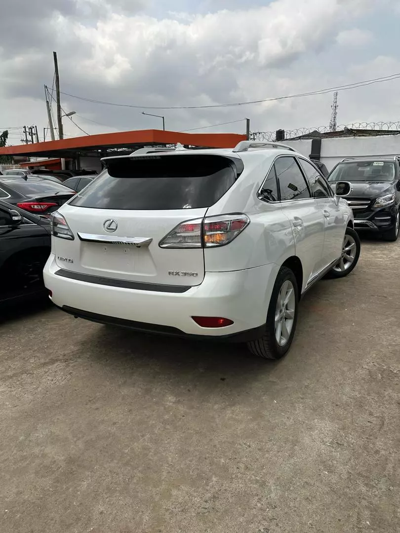 Lexus RX 350   - 2010