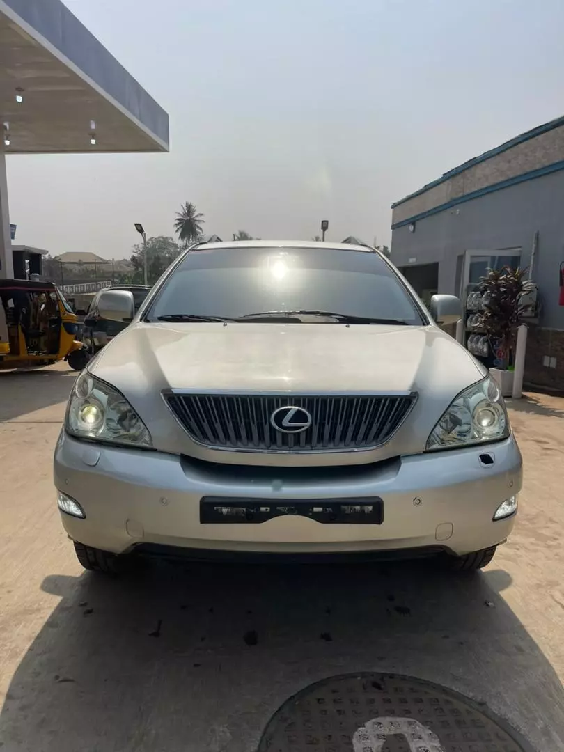 Lexus RX 330