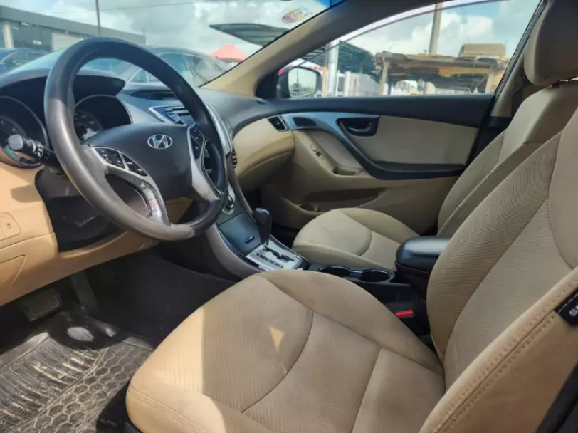 2012 Hyundai Elantra