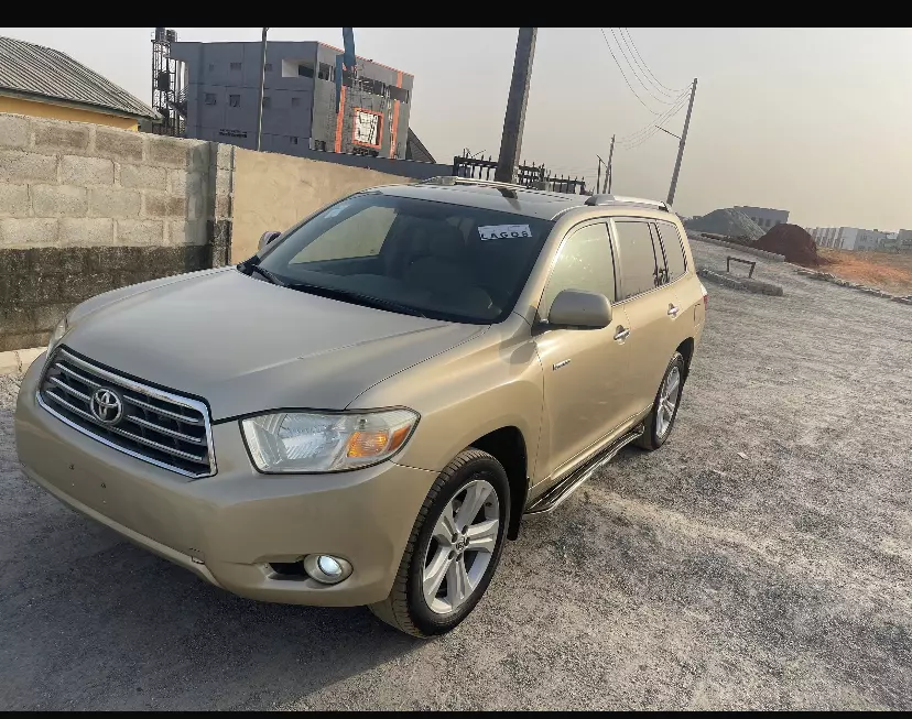 Toyota Highlander   - 2008