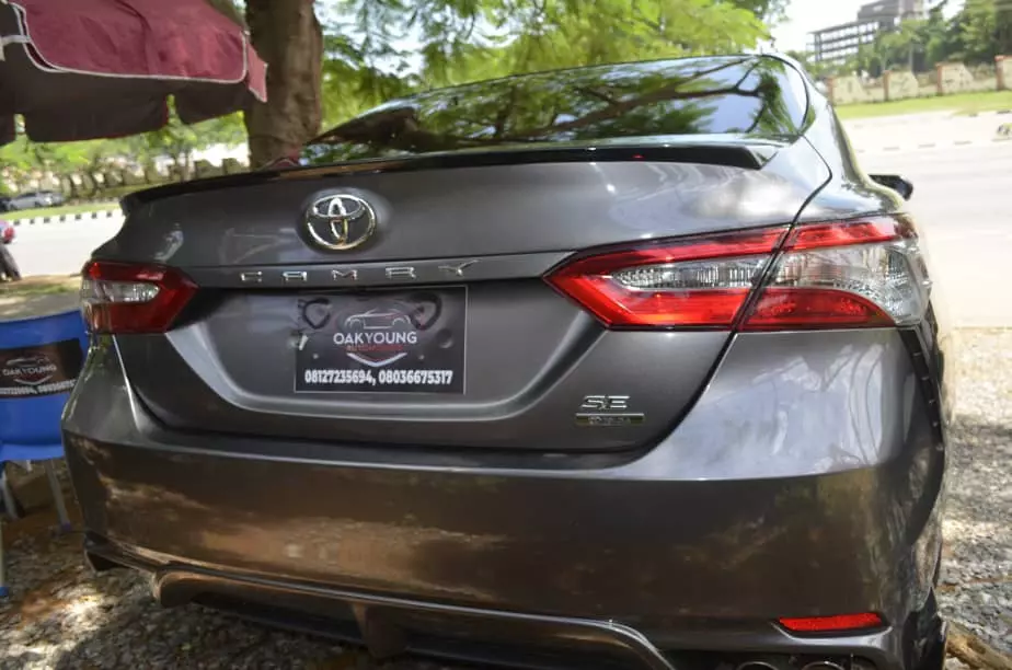 Toyota Camry   - 2018