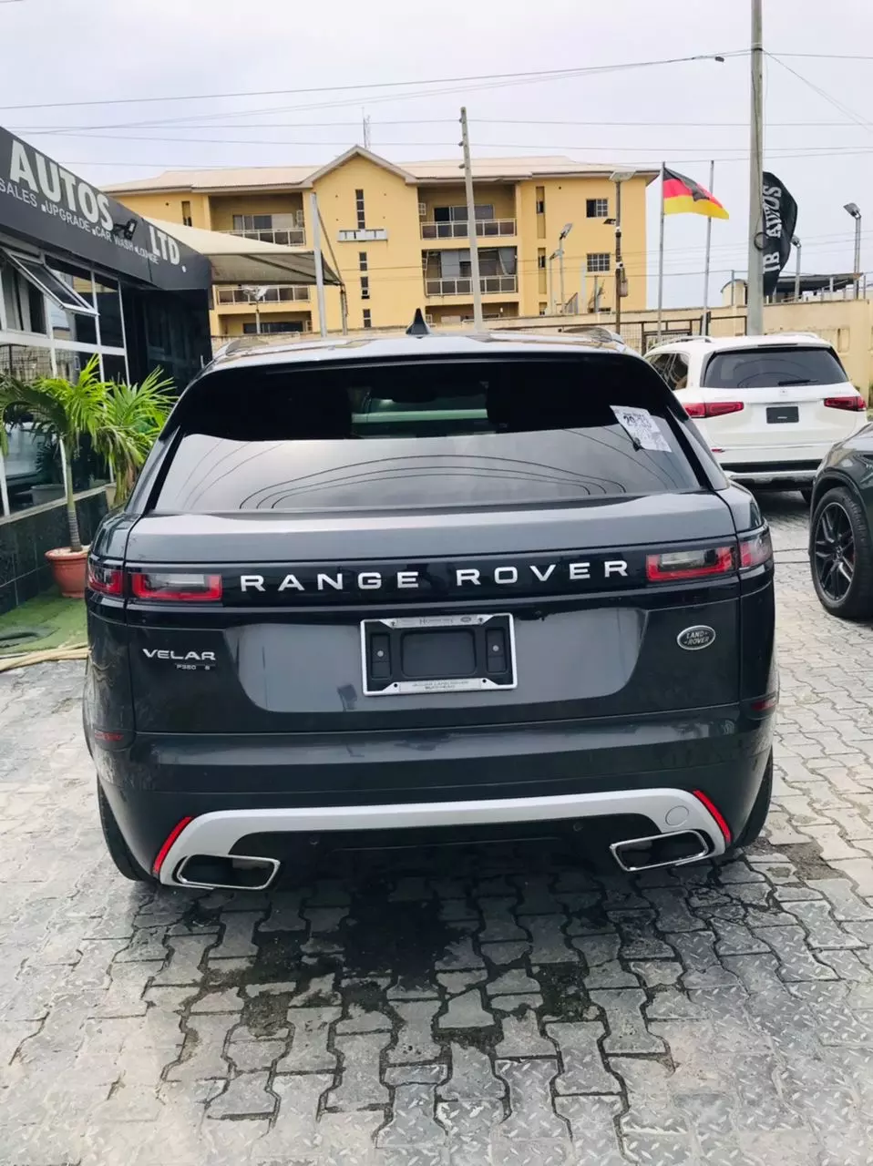 Land Rover Range Rover Velar   - 2018