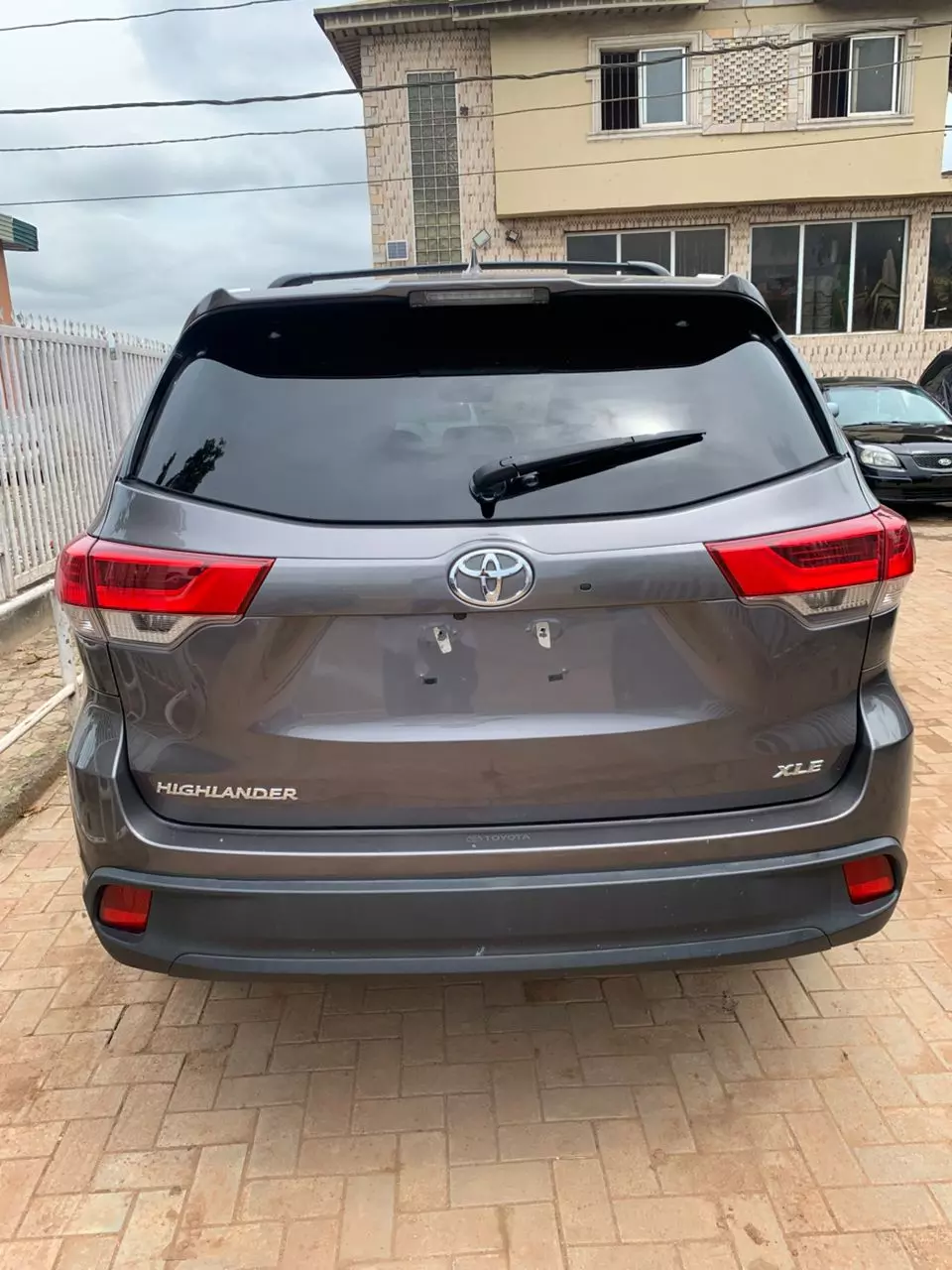 Toyota Highlander   - 2019