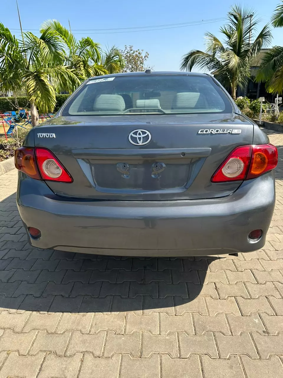 Toyota Corolla   - 2009