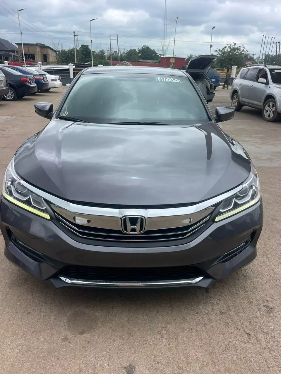 Honda Accord   - 2017