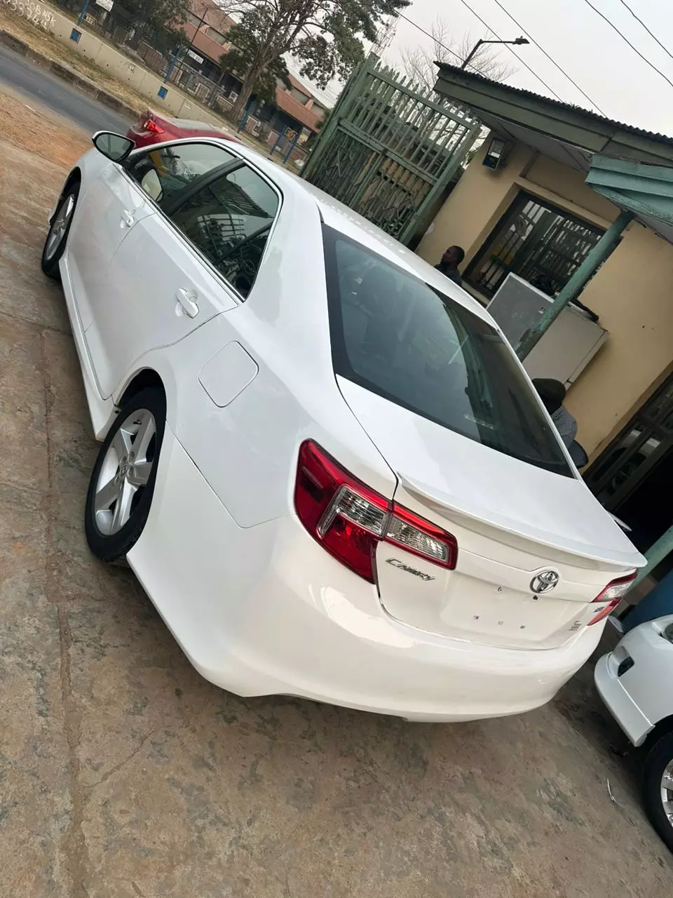 Toyota Camry   - 2013