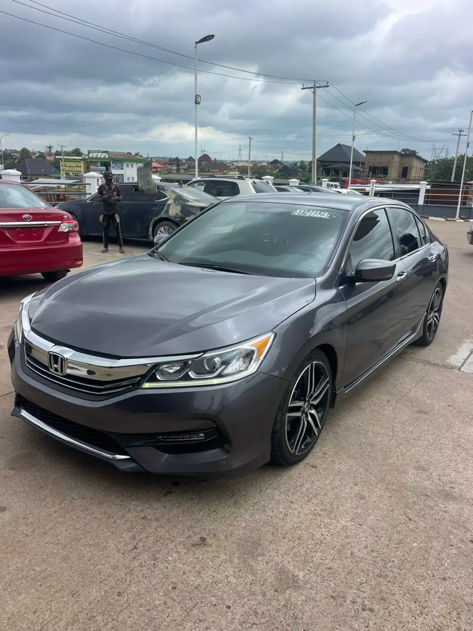 Honda Accord   - 2017