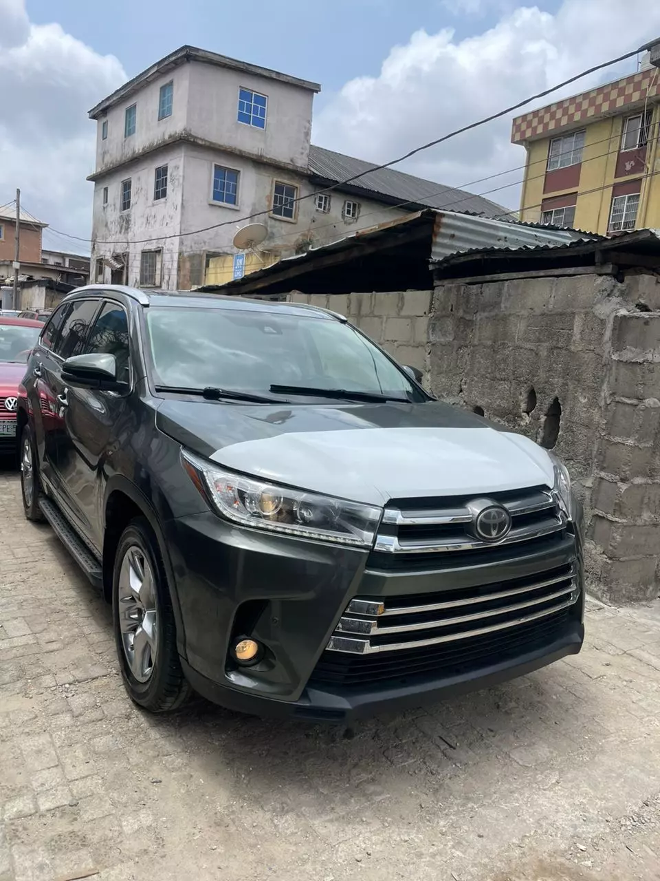 Toyota Highlander   - 2014